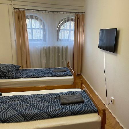 Szimpla Apartman Apartamento Miskolc Exterior foto